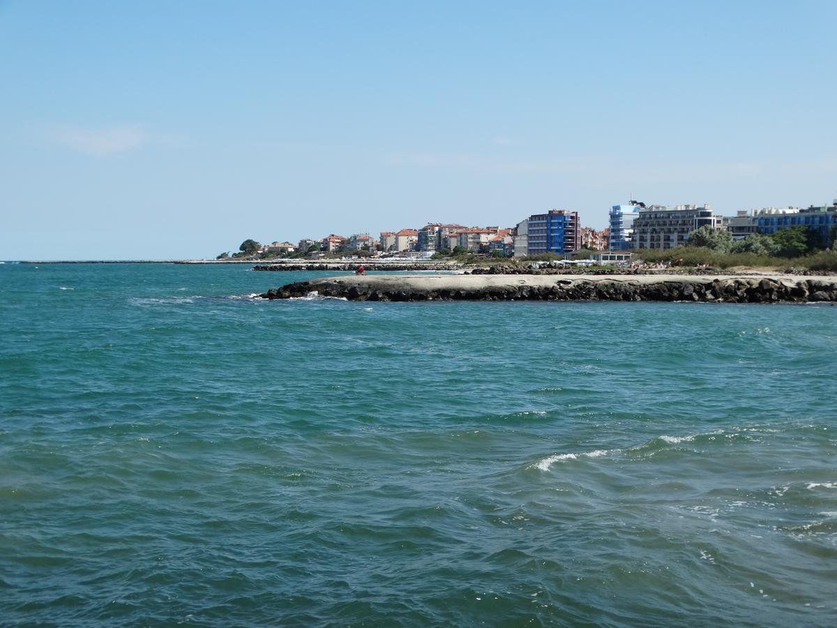 Lora Boutique Apartment Pomorie Exterior photo